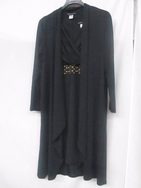 lot 68 image: Wearabouts Misses Beaded Waist Jacket & Dress Set