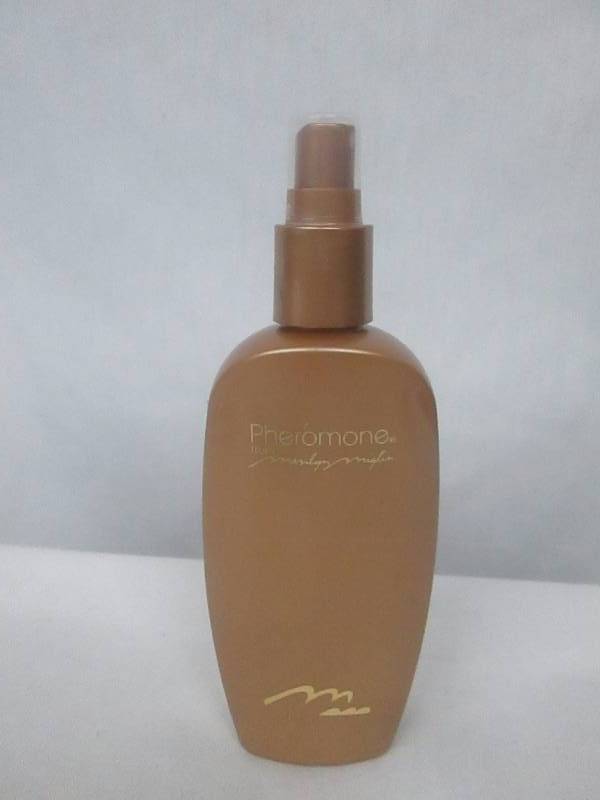 lot 90 image: Pheromone 8.0 oz. Body Oil Spray by Marilyn Miglin