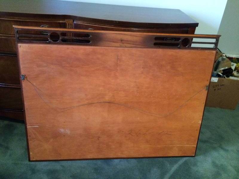 lot 2 image: Gorgeous Dixie Furniture - Mirror - Excellent - Details & Measurements to come