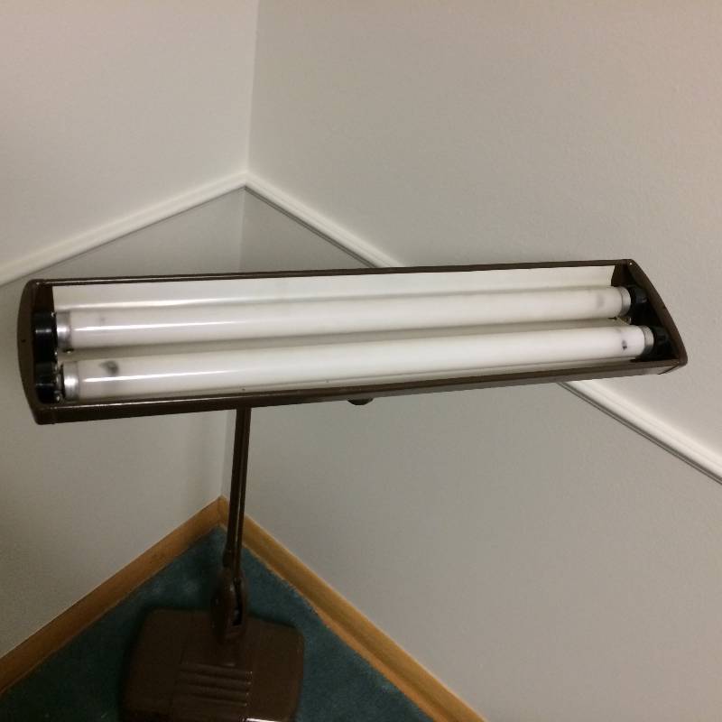 lot 9 image: Vintage Industrial Chic Steampunk Adjustible Desk Lamp - Needs New Cord - Excellent Condition Cosmetically