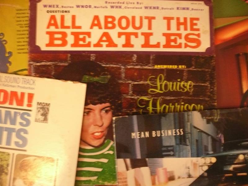 lot 20 image: VINTAGE VINYL ALBUM LOT - SEE PICTURES