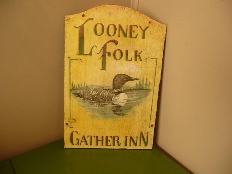 lot 32 image: LOONEY FOLK GATHER INN WOOD SIGN - PERFECT FOR THE CABIN