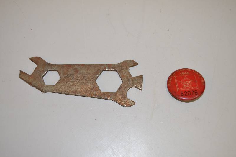 lot 16 image: Maytag wrench & chauffeur button