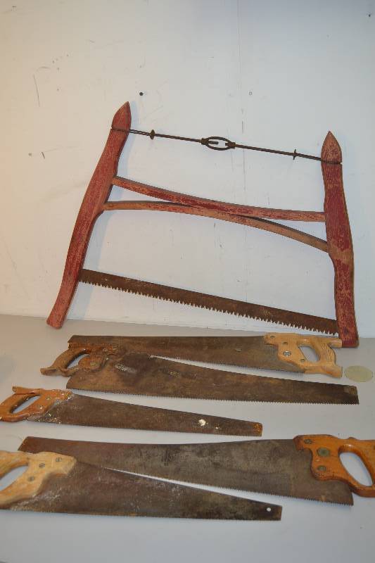 lot 55 image: Hand saws