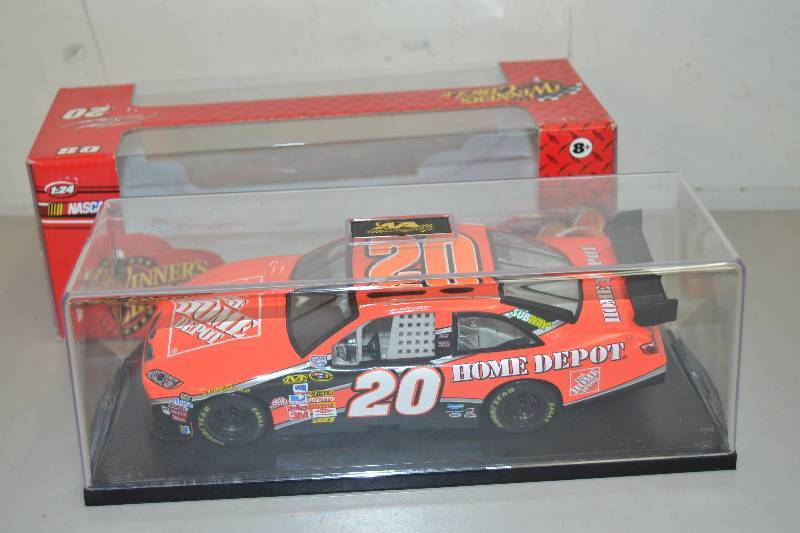lot 65 image: Die Cast Model Car