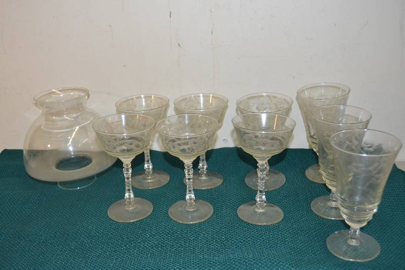 lot 71 image: Princess House Glass Stemware