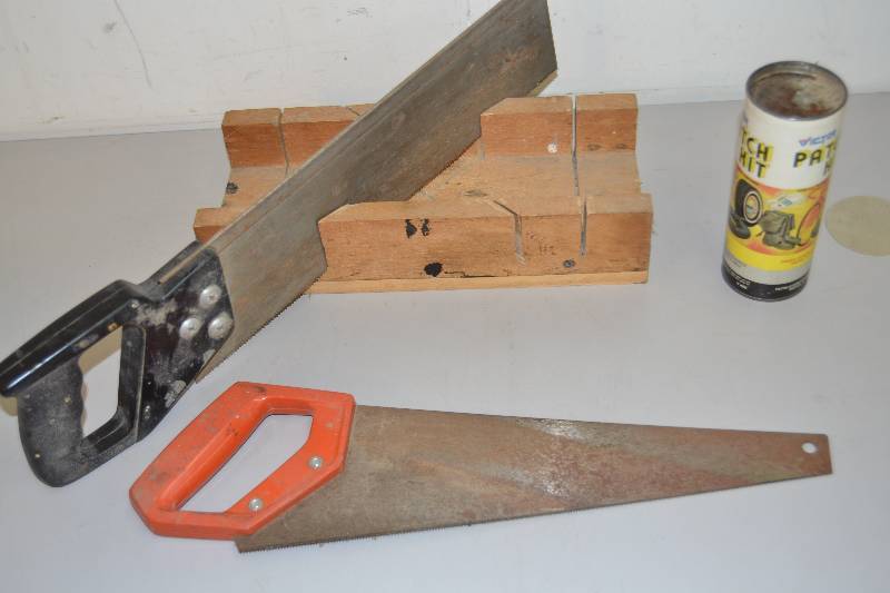 lot 94 image: Saws patch kit