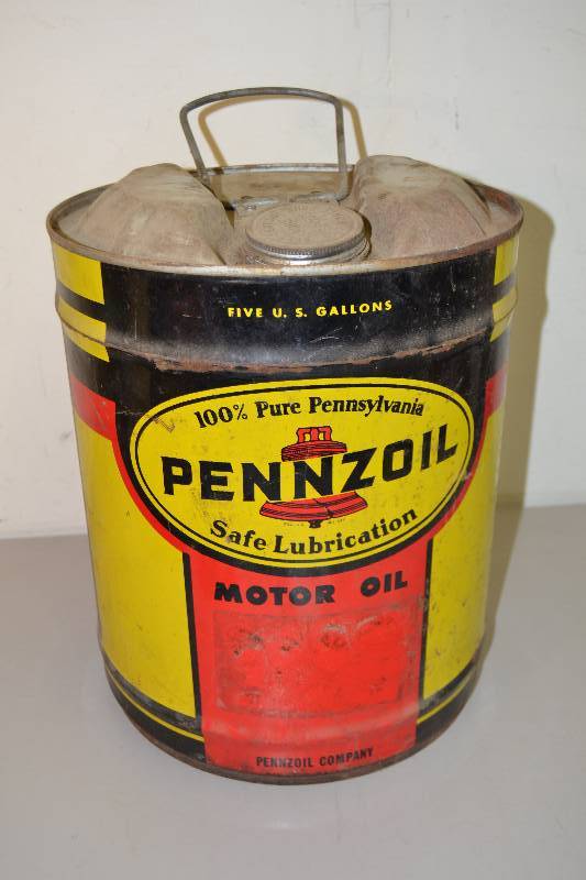 lot 101 image: 5 Gallon Pennzoil container