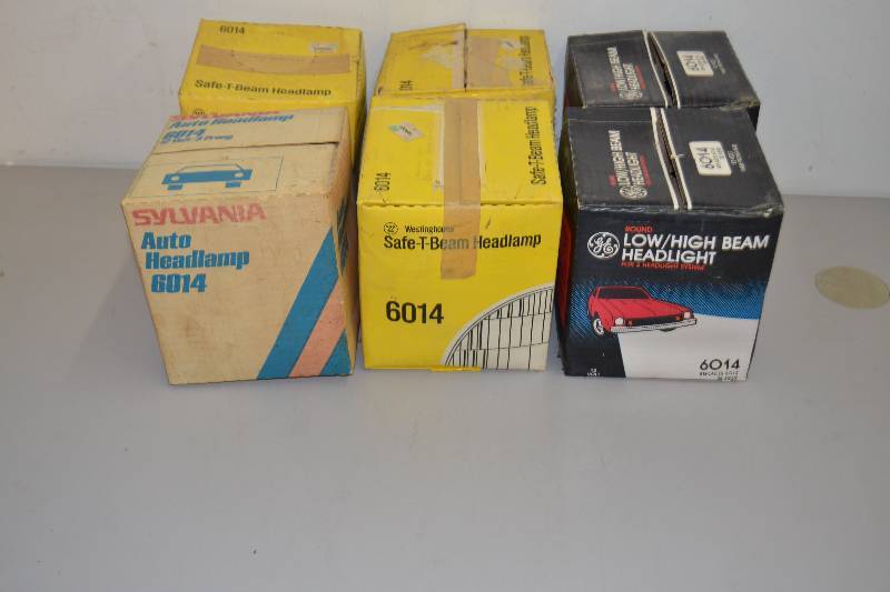 lot 109 image: 6014 Automotive Headlights