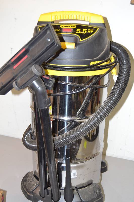 lot 131 image: Stanley Shop Vac