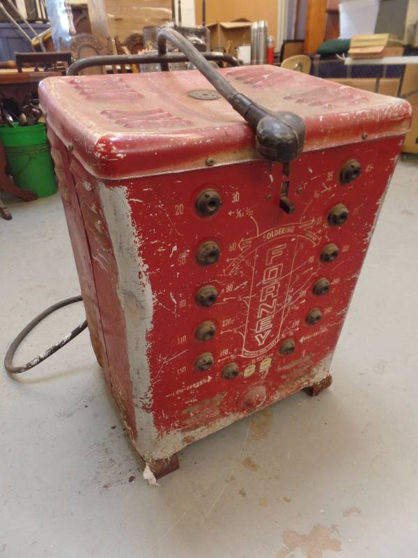 lot 522 image: Stick Welder
