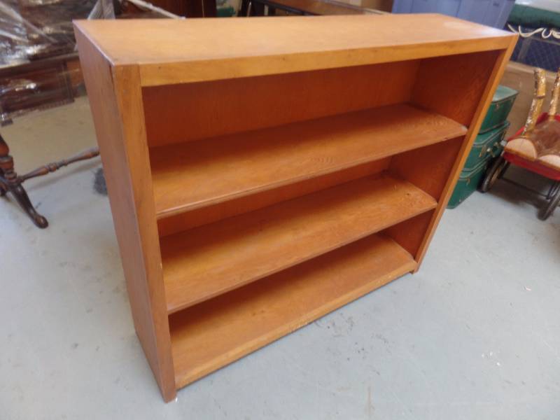 lot 504 image: Bookcase