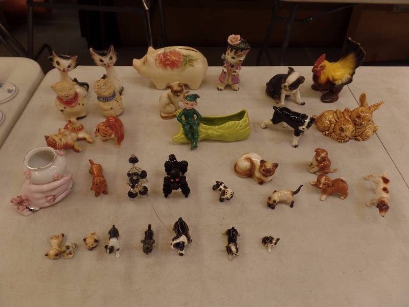 lot 583 image: Animal Figurine Collection