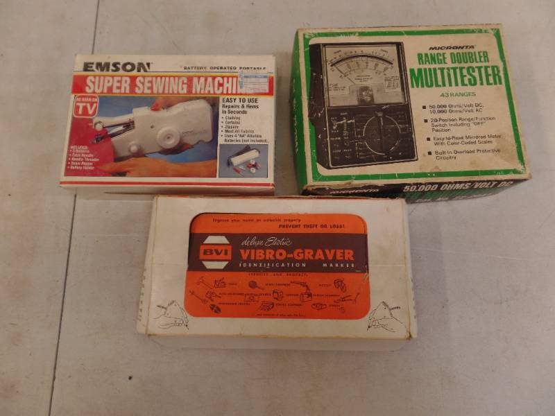 lot 602 image: Gadgets