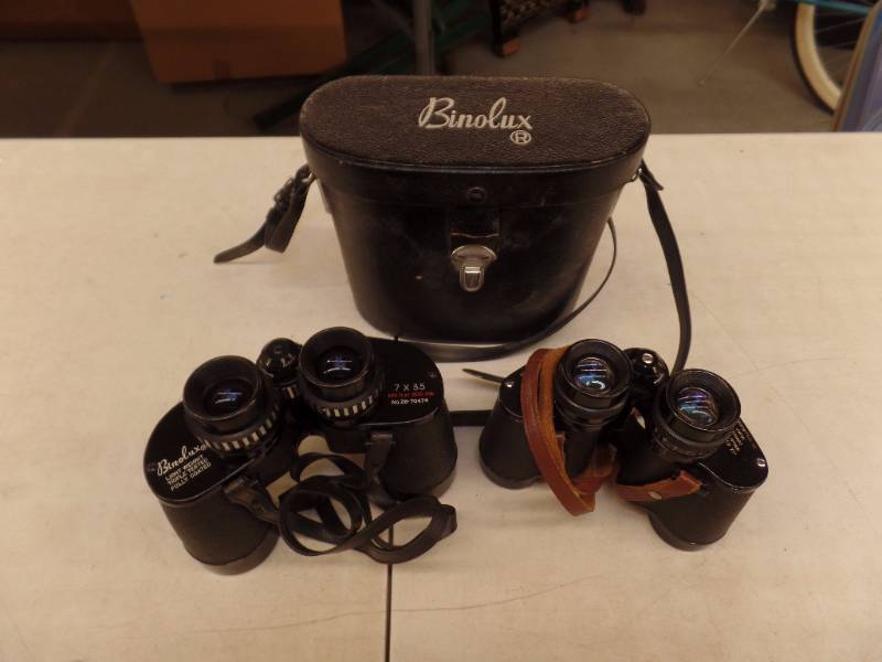 lot 604 image: Binoculars