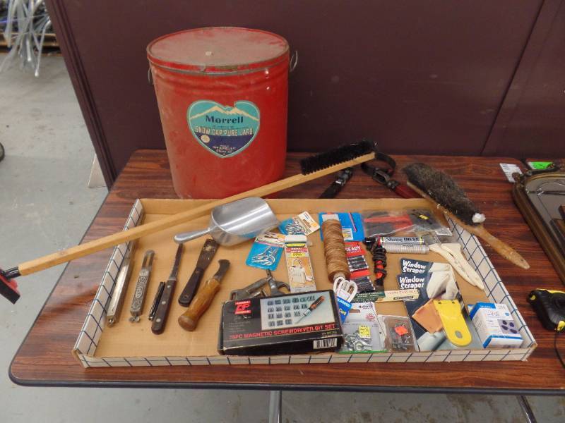 lot 612 image: Misc Hardware