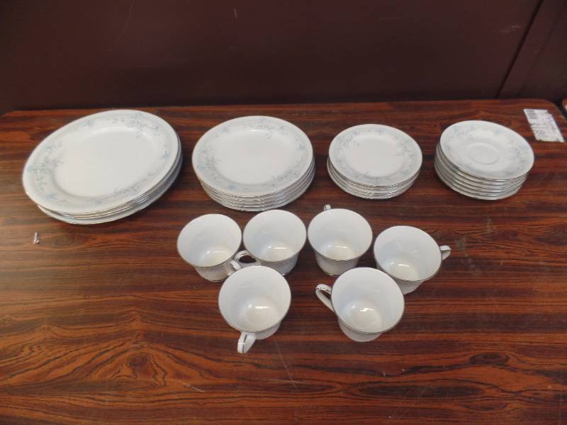 lot 543 image: Noritake China