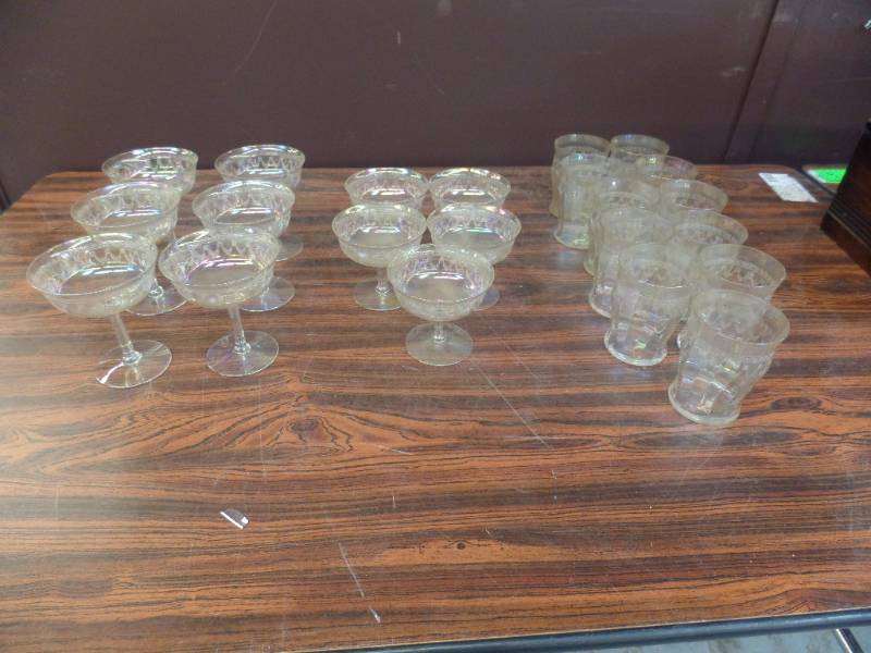 lot 548 image: Vintage Patterened Fostoria Stemware