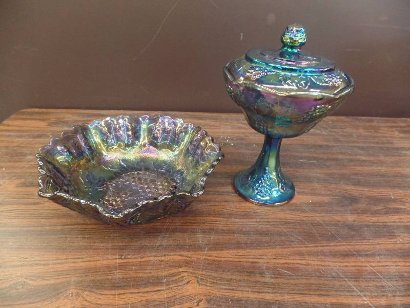 lot 557 image: Carnival Glass
