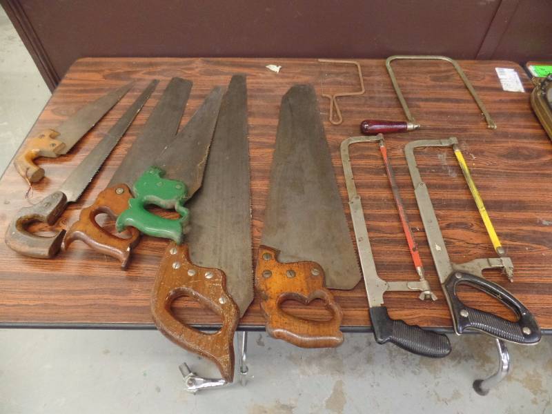 lot 614 image: Saws, Saws and More Saws