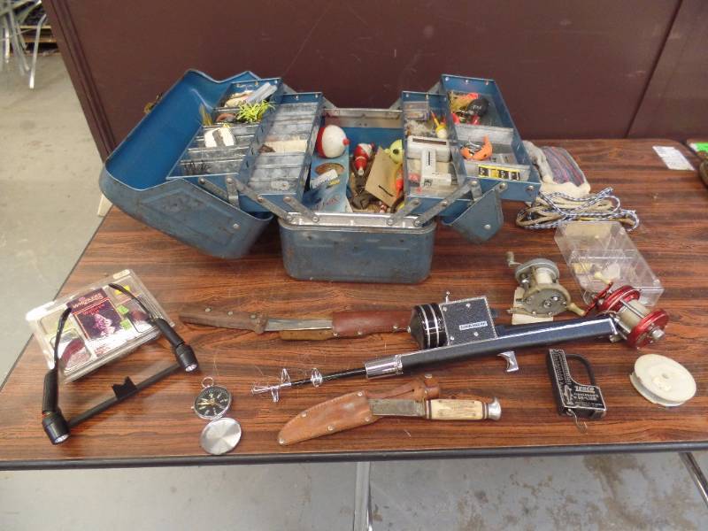 lot 622 image: Fishing Gear