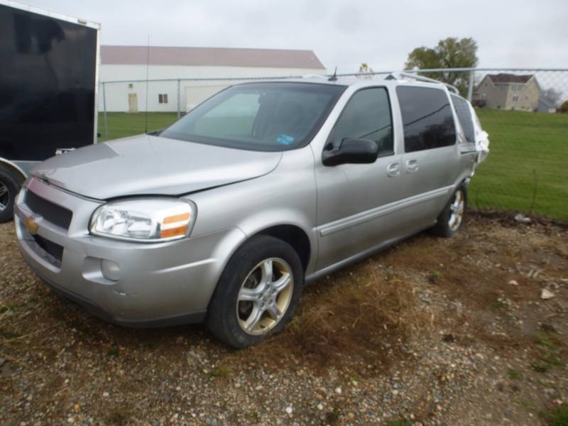 2005 Chevy Uplander FWD Van