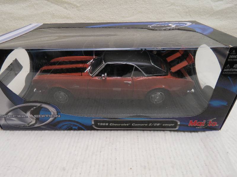 lot 24 image: Maisto Special Edition