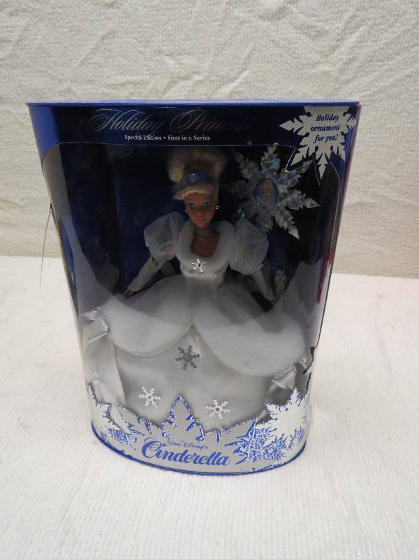 lot 39 image: Collectible Barbie