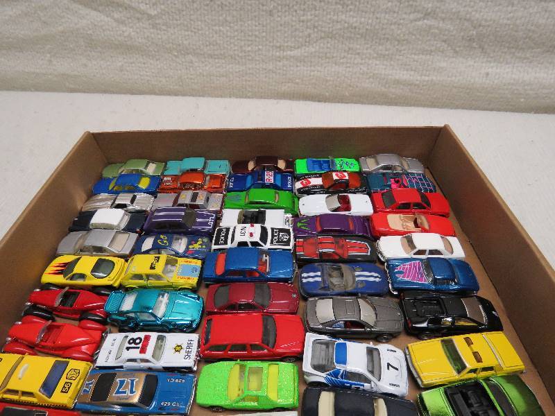 lot 91 image: Collectible cars