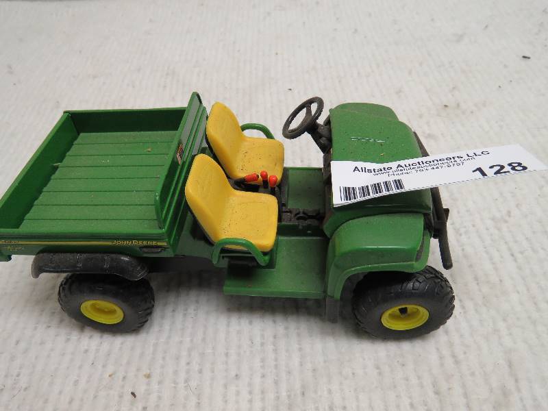 lot 128 image: Collectible John Deere ATV