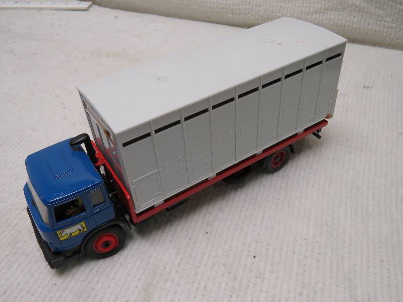 lot 164 image: Vintage Truck