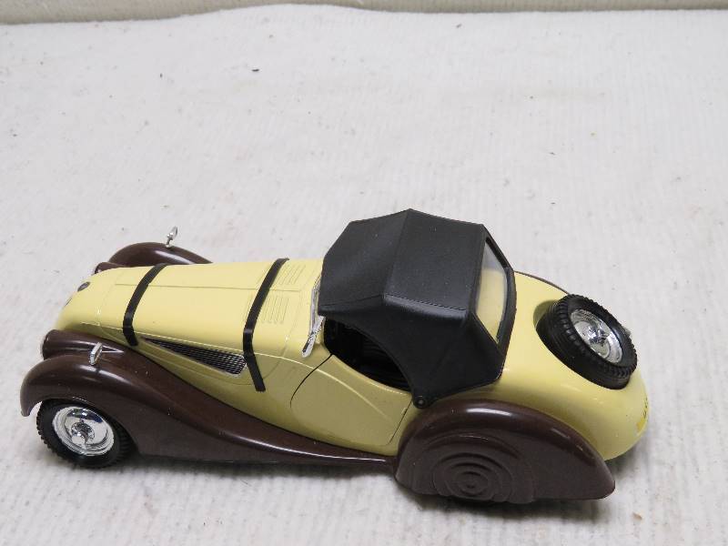 lot 184 image: Vintage BMW