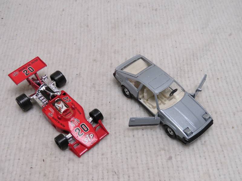 lot 193 image: Corgi collectibles