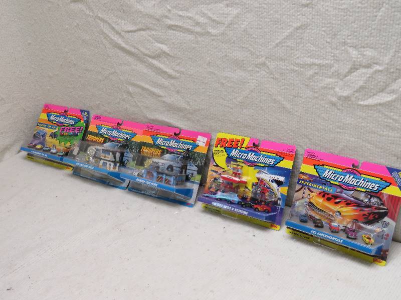 lot 203 image: Collectible Micro Machines