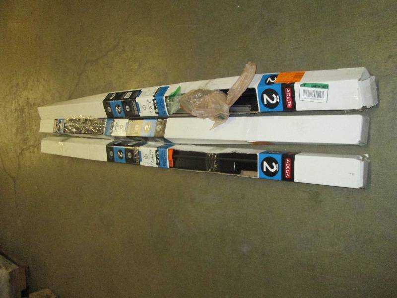 lot 139 image: 3 packages of 36 in. Pivoting Show...