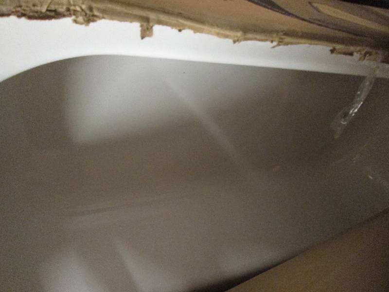 lot 190 image: Aloha 5 ft. Right Hand Drain Soakin...