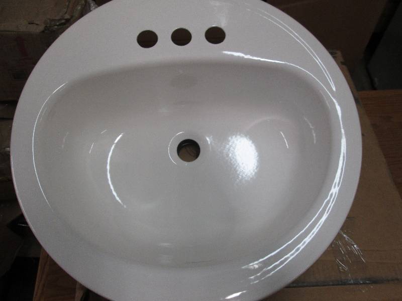 lot 209 image: 19 laurel white sink 7.8125 W X 1...