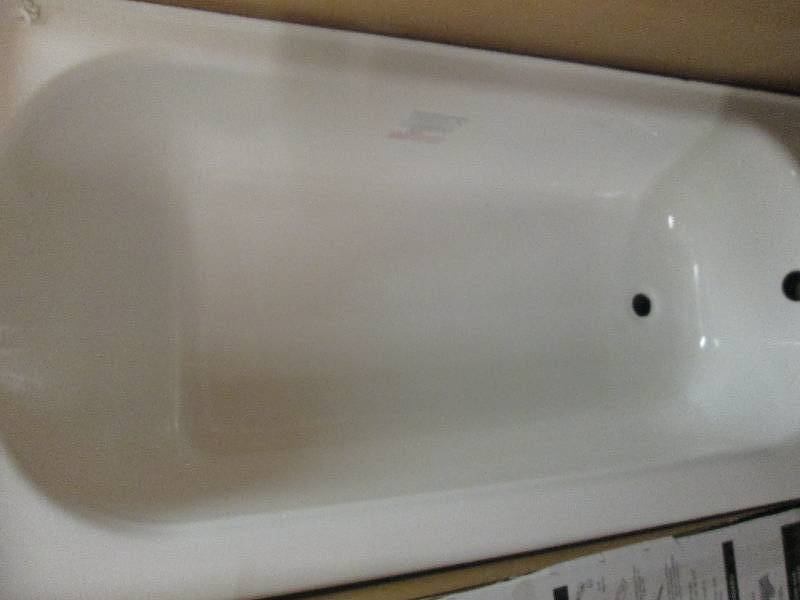lot 213 image: BootzCast 5 ft. Right Drain Soaking...