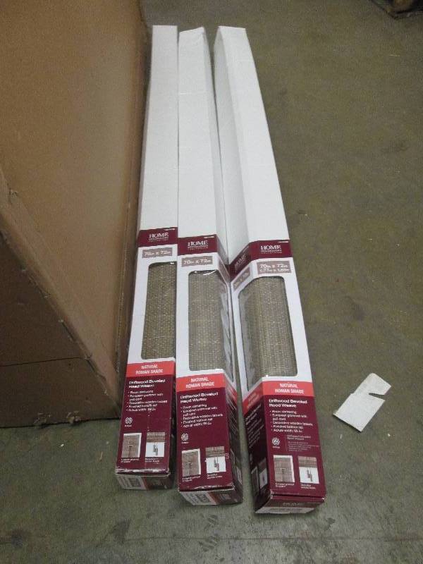 lot 250 image: Home decorators 70 x 72 natural r...