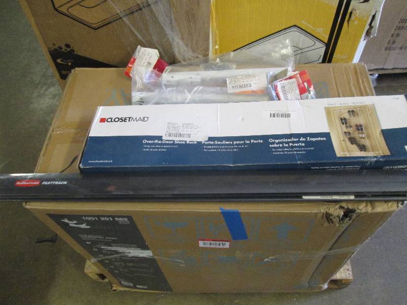 lot 272 image: closent stuff ...