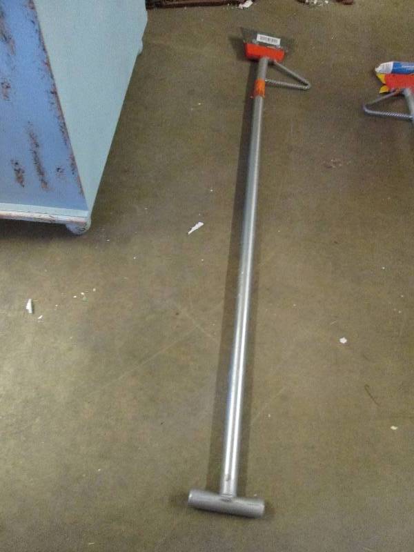 lot 286 image: Qep 7 heavy duty scraper ...