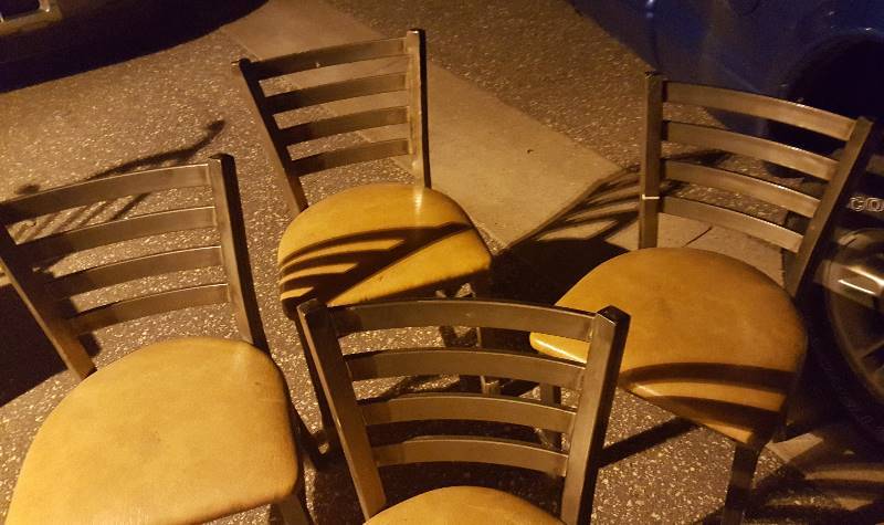 Brown Wood Table and five chairs