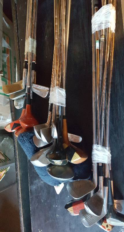 Lot of golf clubs  23 clubs