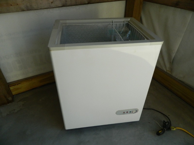 lot 15 image: New Reach In Refrigerator andor Freezer