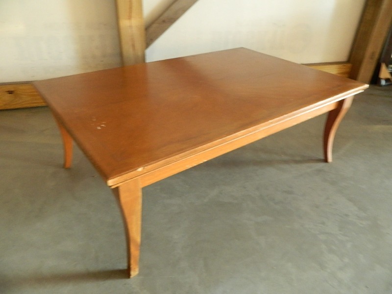 lot 111 image: Coffee Table