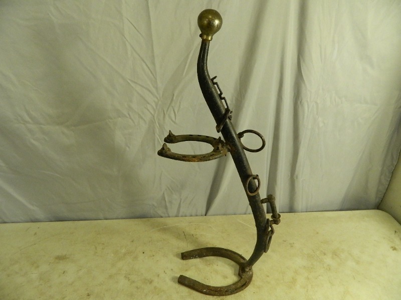 lot 10 image: Homemade Welded Horse Themed Stand
