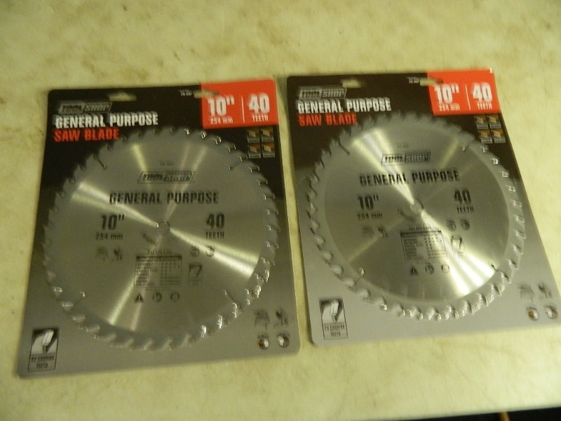 lot 22 image: 2 New 10 Saw Blades