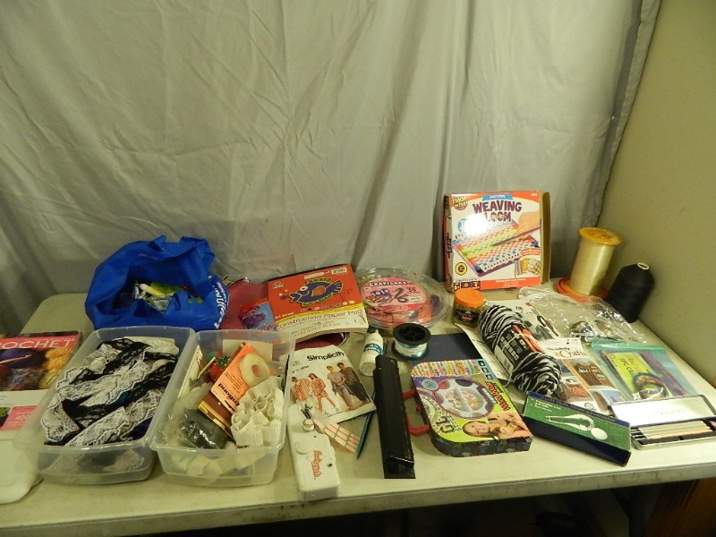 lot 52 image: Assorted Craft Supplies