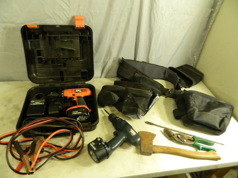 lot 76 image: Drills, Toolbelt, and More