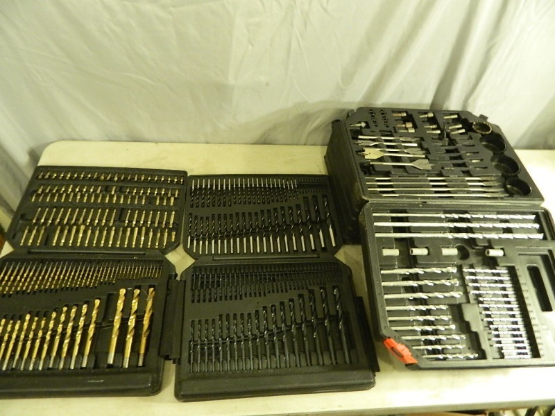 lot 79 image: Huge Drill Bit and Driving Bit Set